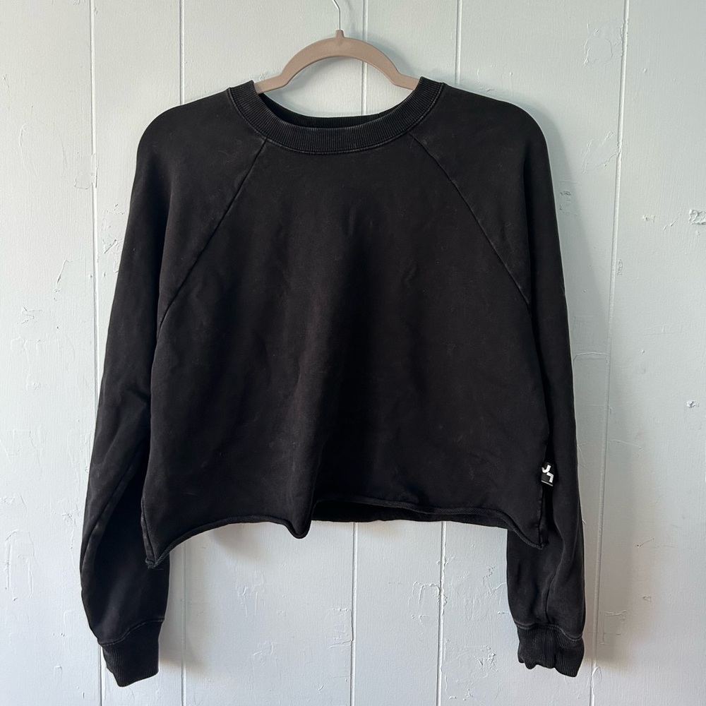 CROPPED LONG SLEEVE/CREWNECK (PACSUN/TILLYS/BRANDY VIBES) 🛹🥀